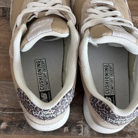 New Balance Beige Sneakers with Animal Print Detail SZ 6 - Picture 8 of 11